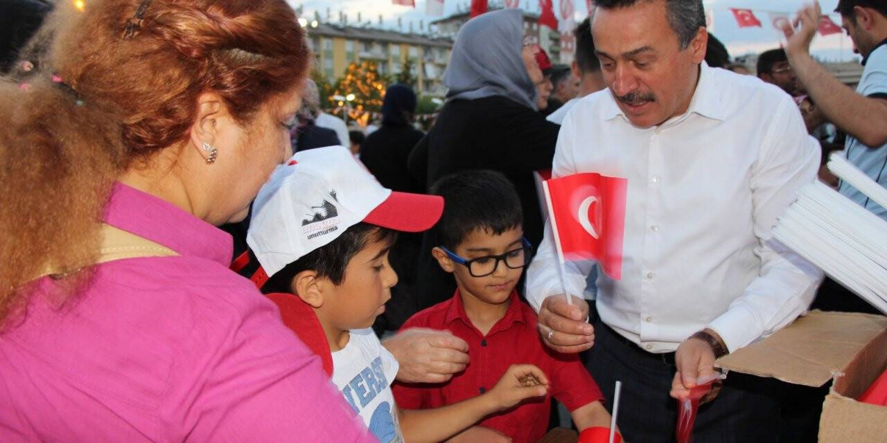 Başkan Tutal'dan 15 Temmuz gecesine davet