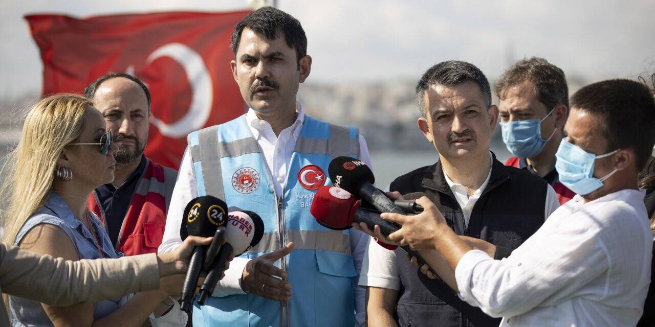 Bakan Kurum ve Pakdemirli’den Flamingo Ölümleriyle İlgili Değerlendirme