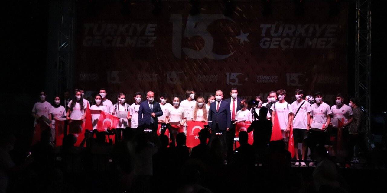 15 Temmuz Demokrasi ve Milli Birlik Günü Denizli’de Kur’an ve marşlarla kutlandı