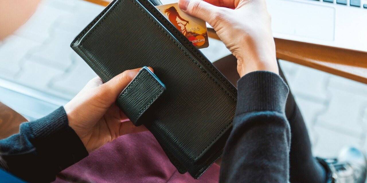 Yılın ilk yarısında 709 milyar TL tutarında kartlı ödeme gerçekleşti