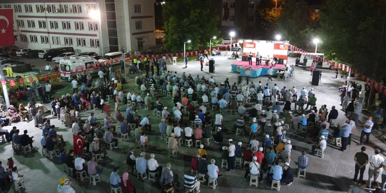 Seydişehir Demokrasi Nöbetine Devam Etti