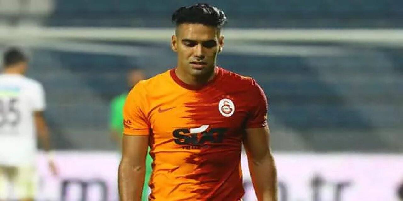 Falcao antrenmanda yer almadı!