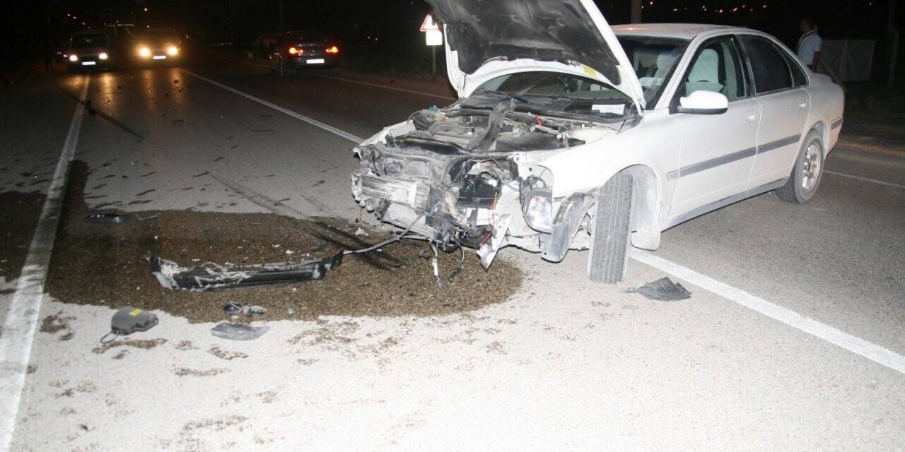 Konya’da hafif ticari araç ile otomobil çarpıştı: 1 yaralı