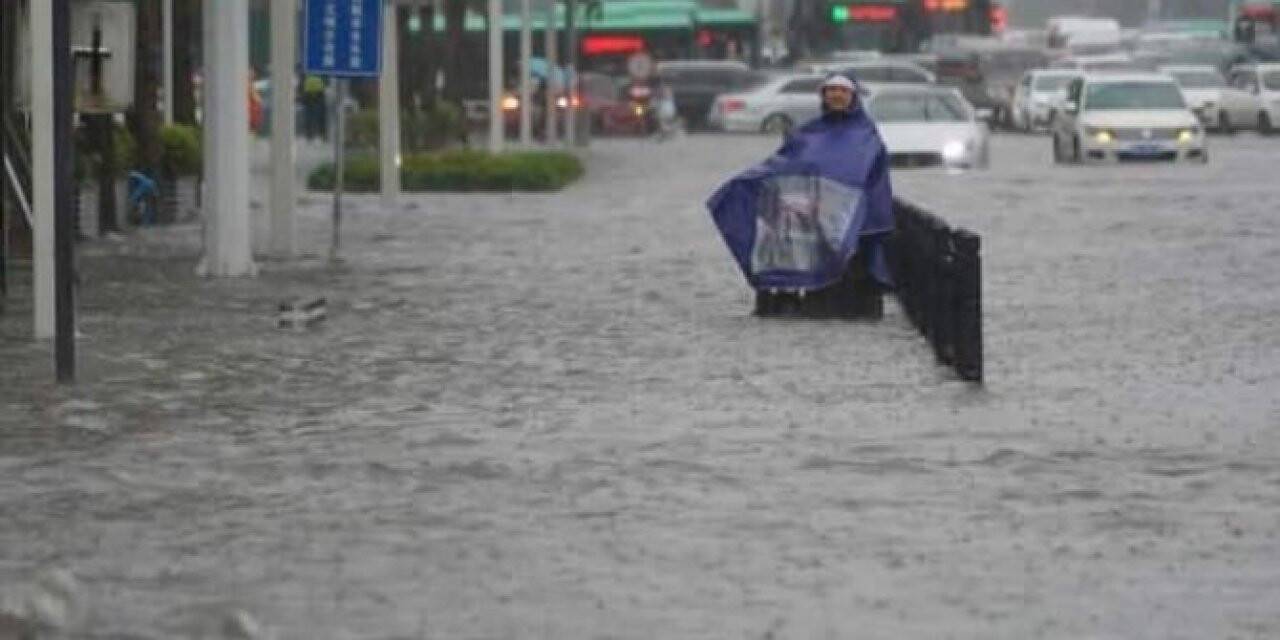 Çin'de sel felaketi: 12 ölü