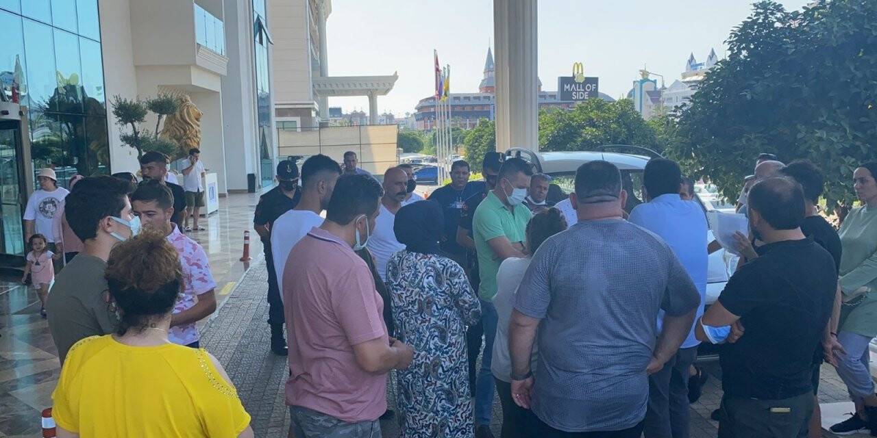 Otel ismi değişince onlarca tatilci otel önünde mağdur oldu