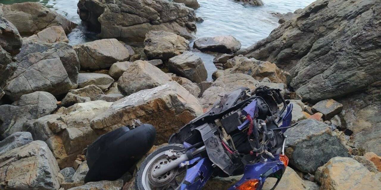 Kontrolden çıkan motosiklet uçuruma yuvarlandı:1 ölü