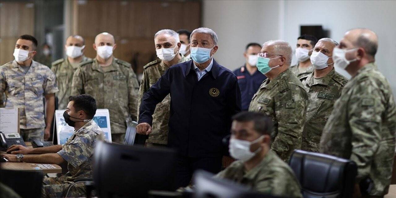 Bakan Akar'dan Yunanistan'a silahlanma tepkisi