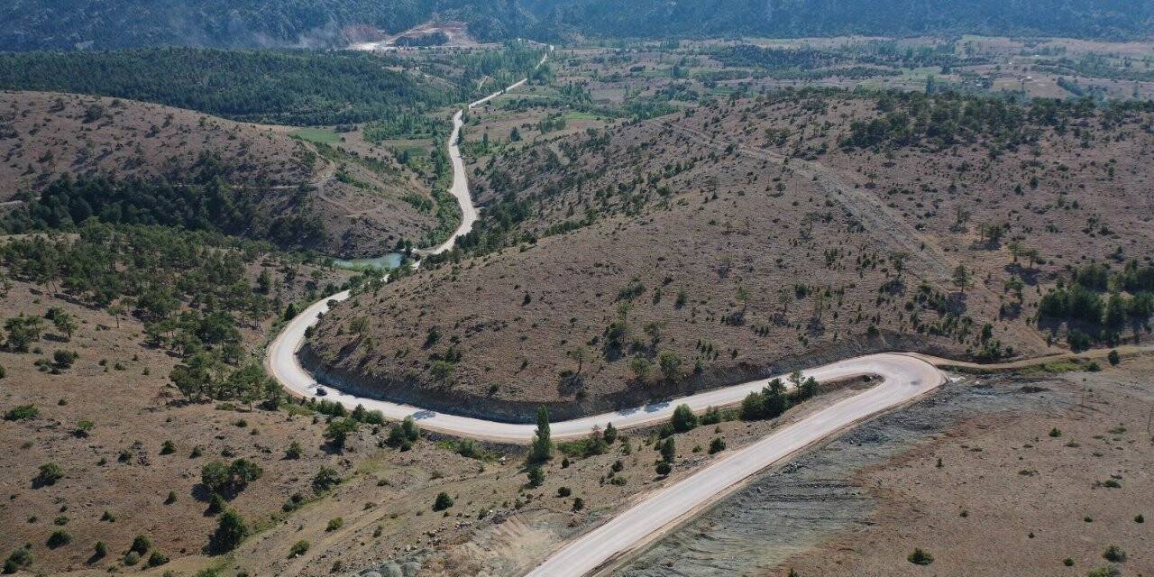 Derebucak-Gencek mahalle yolu tamamlandı