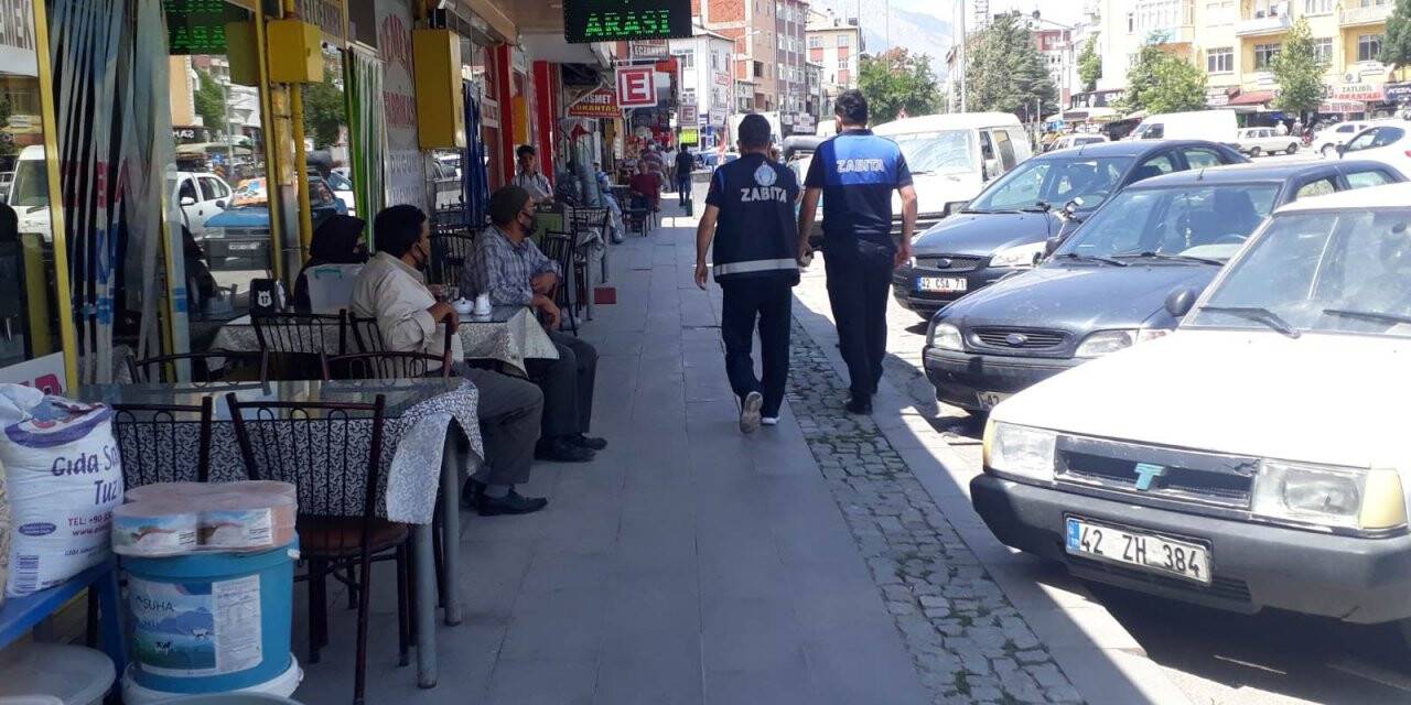 Zabıta, kaldırım işgali denetiminde
