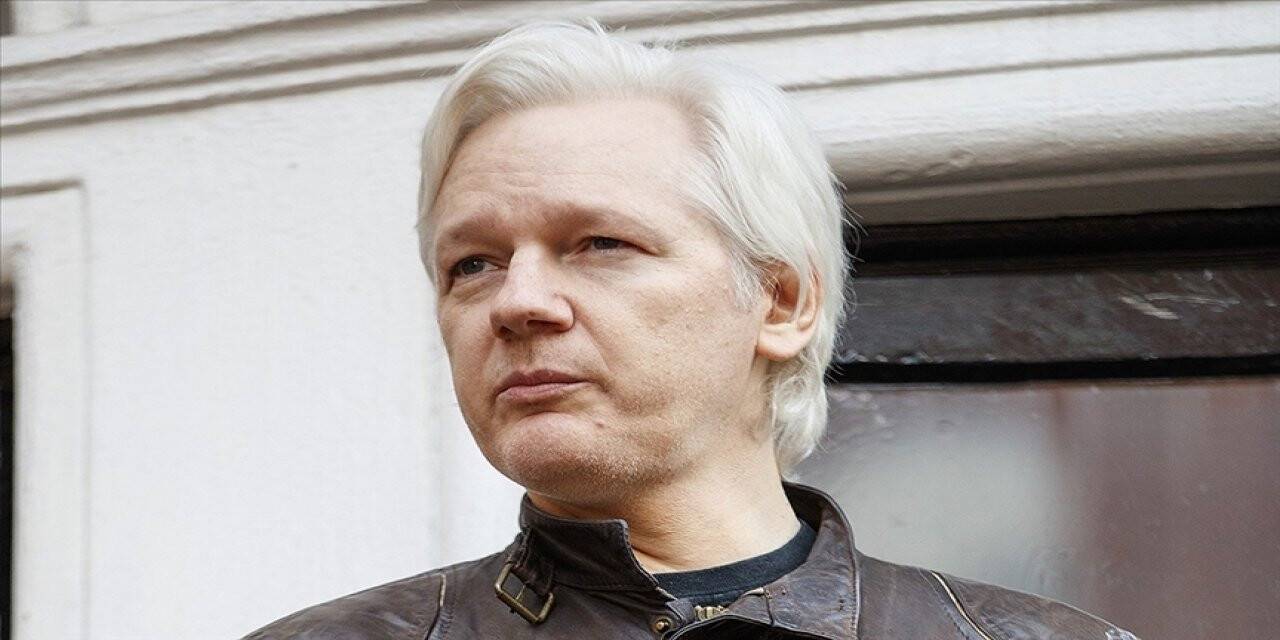 Ekvador, Julian Assange'ın vatandaşlığını iptal etti
