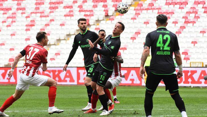Süper Lig’de ilk 3 haftanın programı açıklandı! Sivasspor-Konyaspor maçı pazartesi