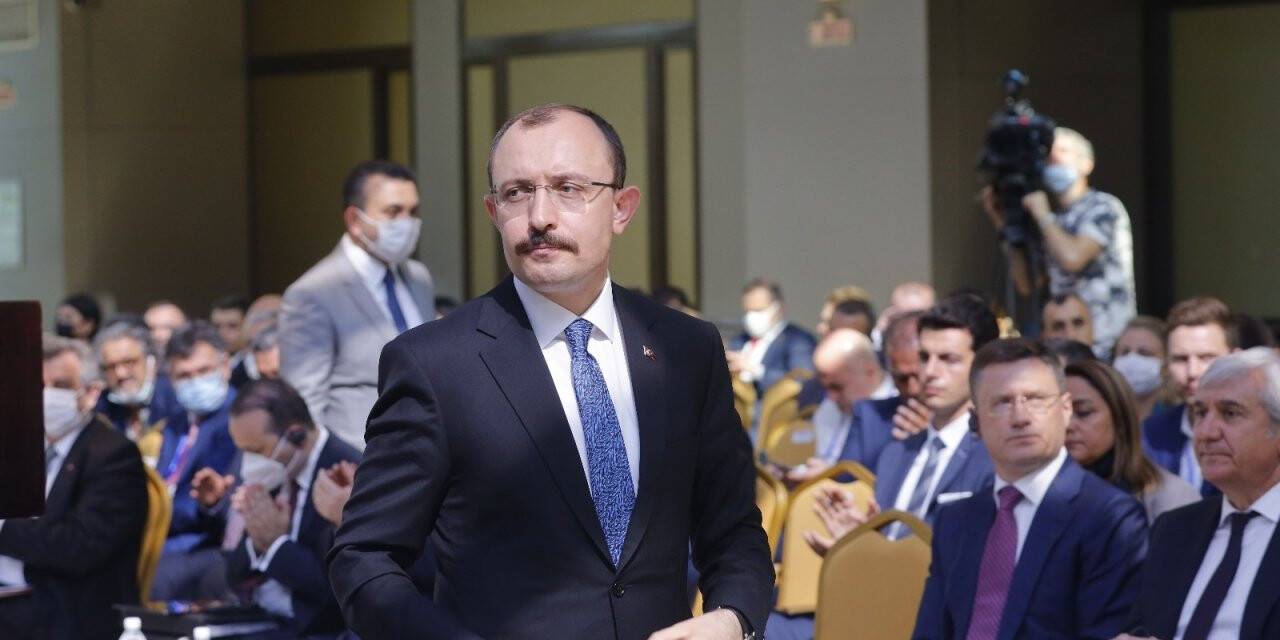 Bakan Muş, Moskova’da Türk-Rus İş Forumu’na katıldı
