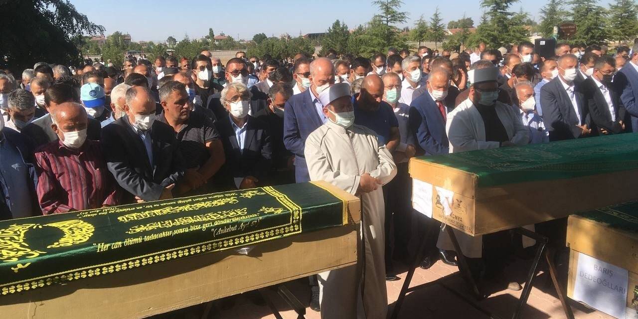 Konya’da katledilen 7 kişi son yolculuğuna uğurlandı