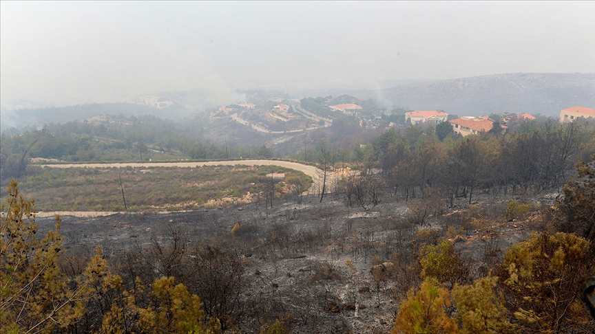 Lübnan'da 3 gün sonra kontrol atlına alınan yangınlarda 20 bin dekarlık alan yandı
