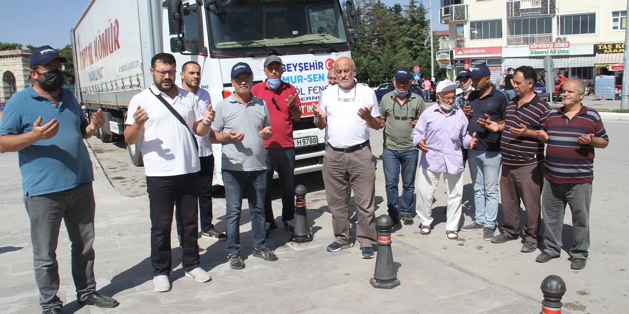 Beyşehir ve Yalıhüyük'ten Manavgat'a yardım