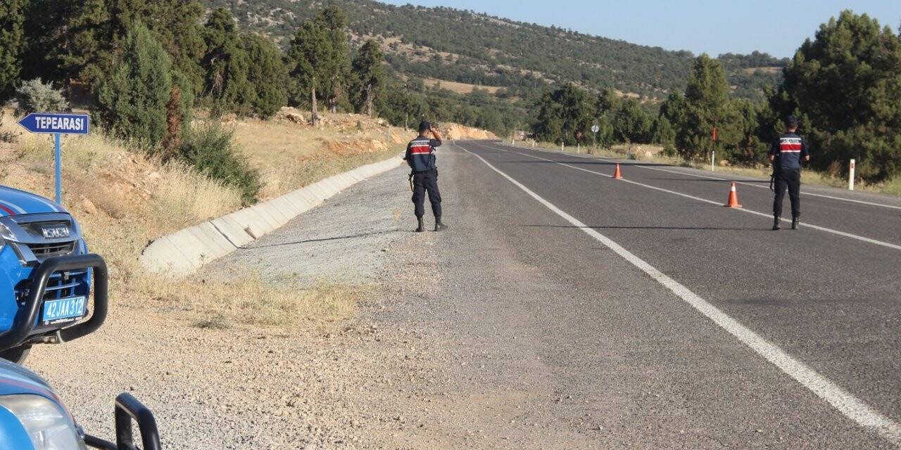 Konya’da 7 kişinin katil zanlısı arazide aranıyor