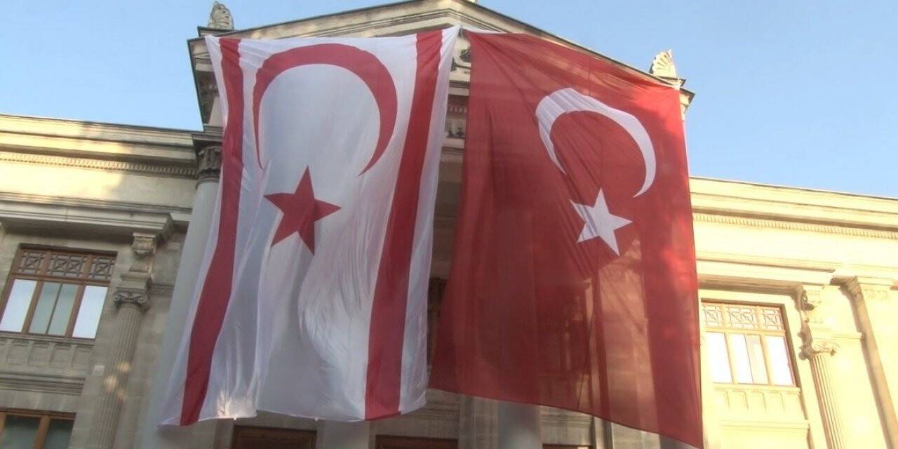 KKTC Cumhurbaşkanı Tatar: “Kıbrıs’tan bir ekip  söndürme çalışmaları için hareket edecek”