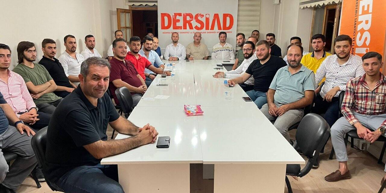 DERSİAD’da ‘Medya Okur Yazarlığı’ Semineri