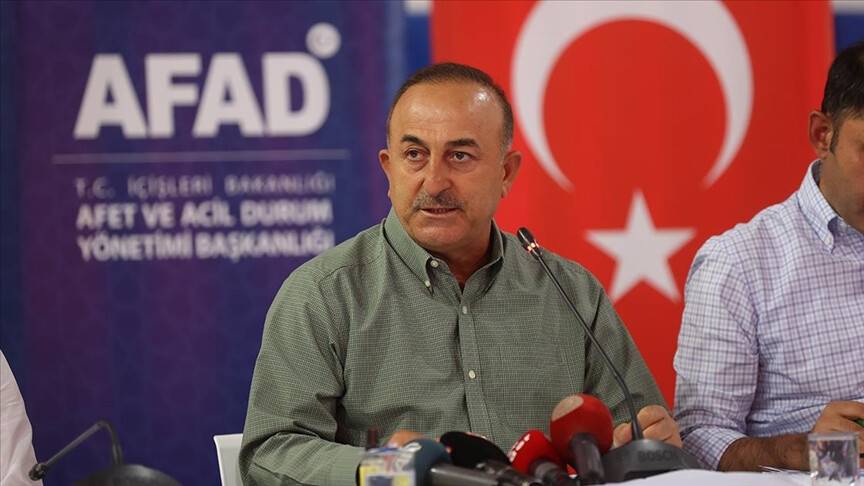 Bakan Çavuşoğlu: Manavgat'ta yangının daha ileriye gitmesini müdahaleler sayesinde durdurduk
