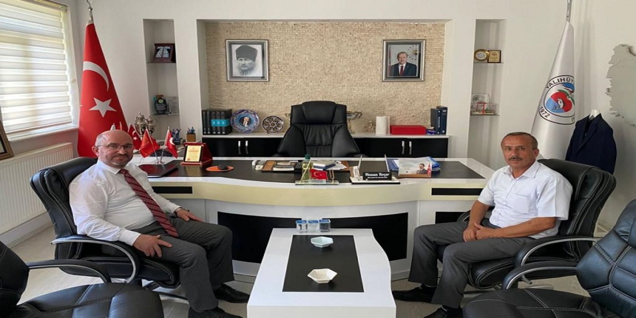 KOP Başkanı Mahmut Sami Şahin Yalıhüyük'ü ziyaret etti