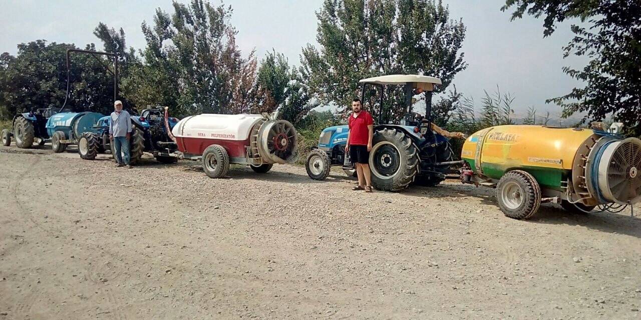 Tankerlerini dolduran traktörler hazır bekliyor
