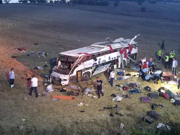 15 kişinin öldüğü otobüs kazasında ölen şoför, arkadaşının yerine direksiyona geçmiş