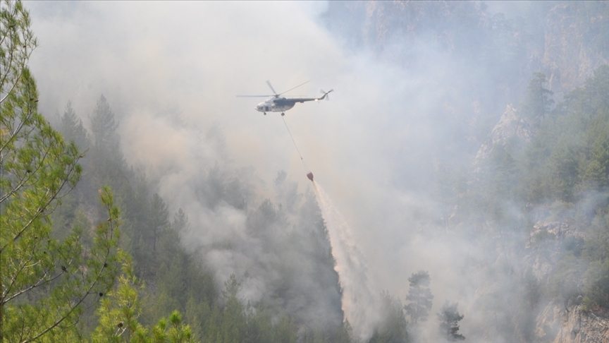 Kuveyt, orman yangınlarıyla mücadeleye destek için Türkiye'ye itfaiye ekibi gönderiyor