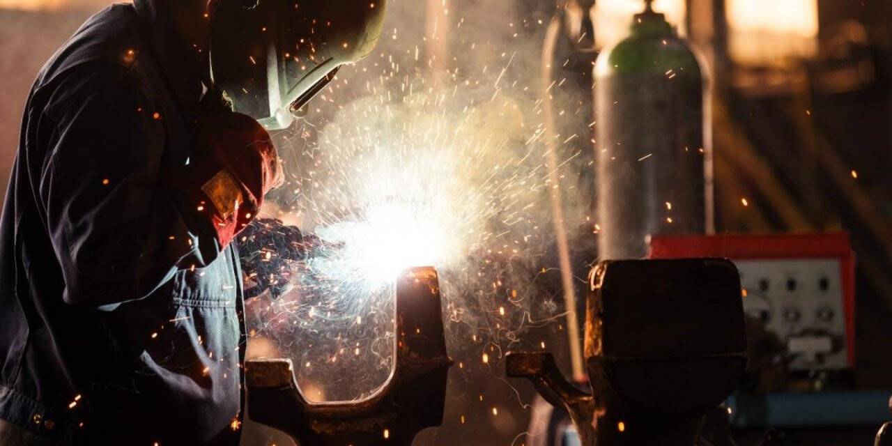 Son bir yılda sigortalı ücretli çalışan sayısı 1,9 milyon arttı