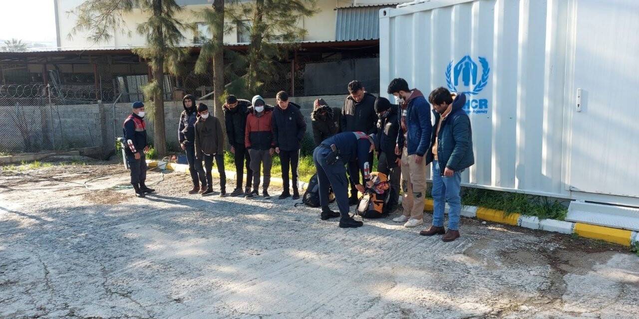 51 düzensiz göçmen yakalandı