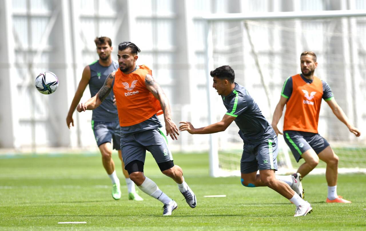 Konyaspor'da Sivasspor mesaisi sürüyor