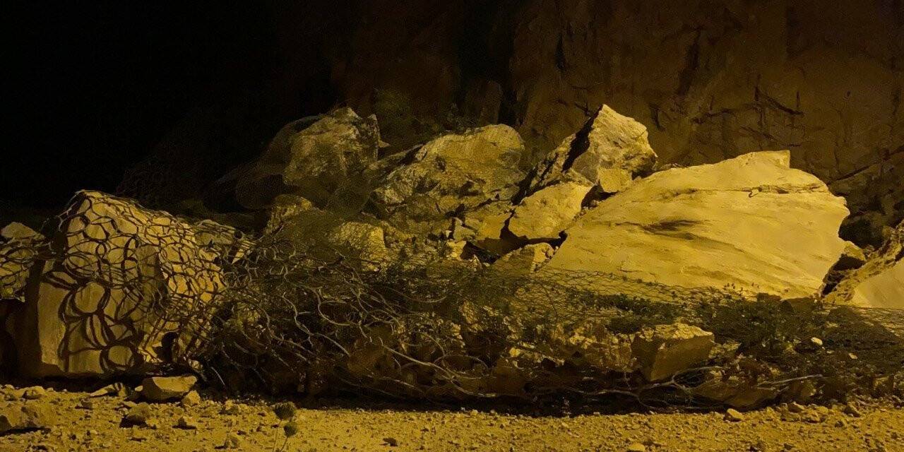 Karabük-Yenice karayolunda heyelan, ulaşım çift taraflı kapandı