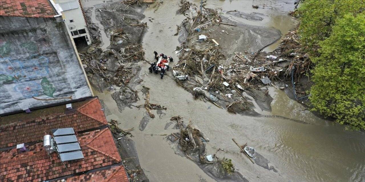 Kastamonu'da sel sularına kapılan 6 kişi hayatını kaybetti