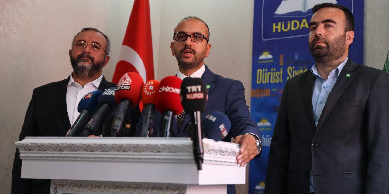 HÜDA PAR Konya'da silahlı saldırıda 7 kişinin öldürüldüğü olaya ilişkin rapor hazırladı