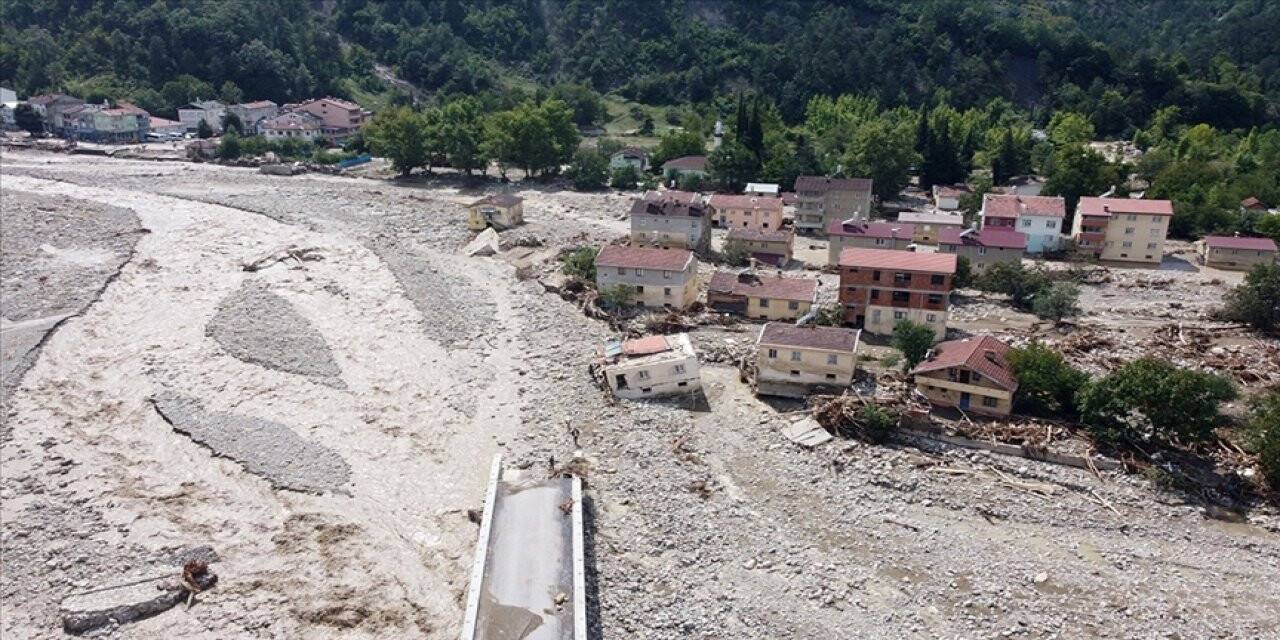 Karadeniz'deki sel felaketinde can kaybı 44'e yükseldi