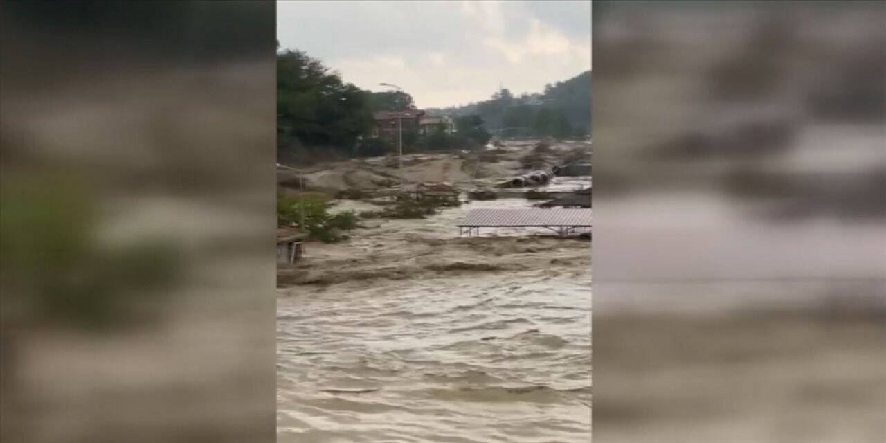 Kastamonu'nun Bozkurt ilçesindeki selin ilk anına ilişkin yeni görüntüler ortaya çıktı