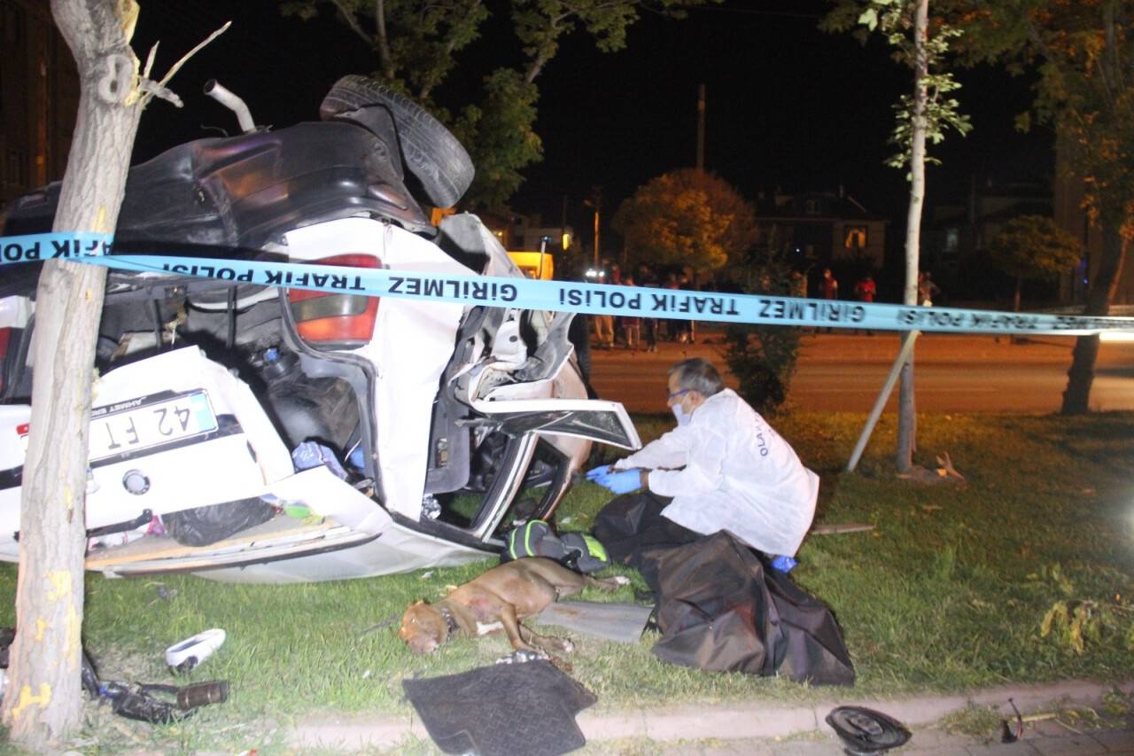 Konya’da otomobil ağacı koparıp takla attı: 1 ölü, 2 yaralı