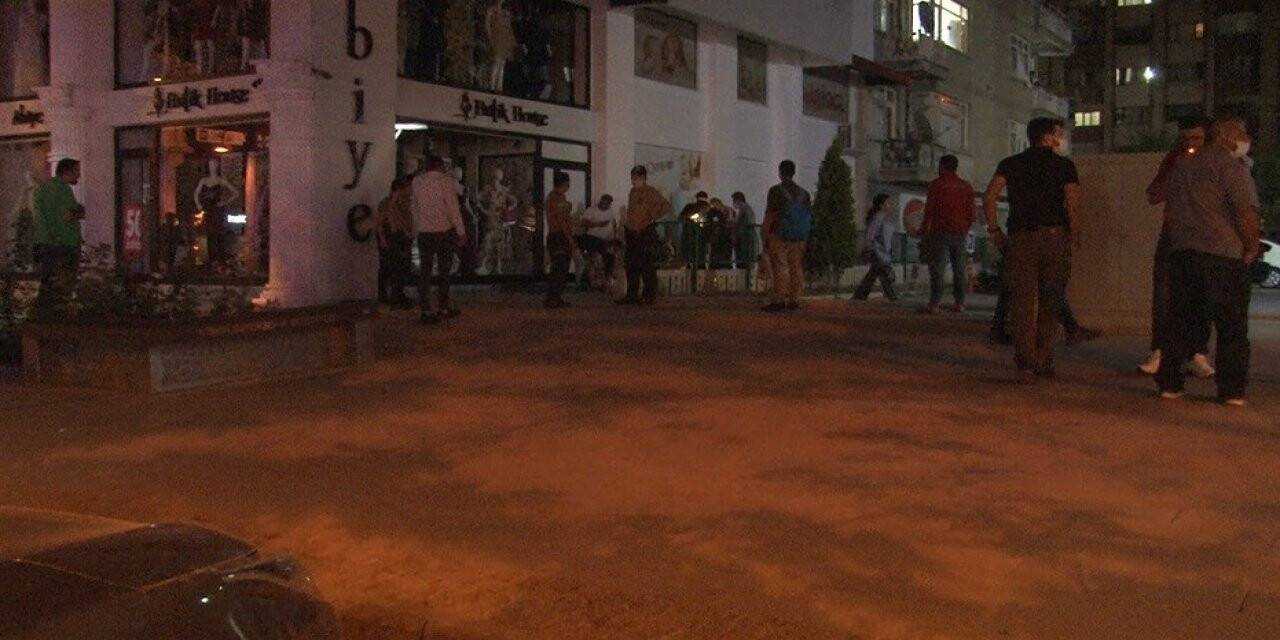 Bir gün arayla iki arkadaşını vurdu