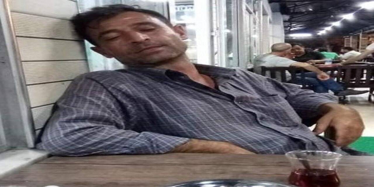 Aracını park ettikten sonra otomobil çarptı, yaşamını yitirdi