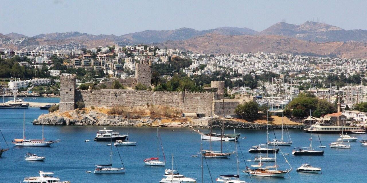 Yangın sonrası Bodrum’da hayat normale dönmeye başladı