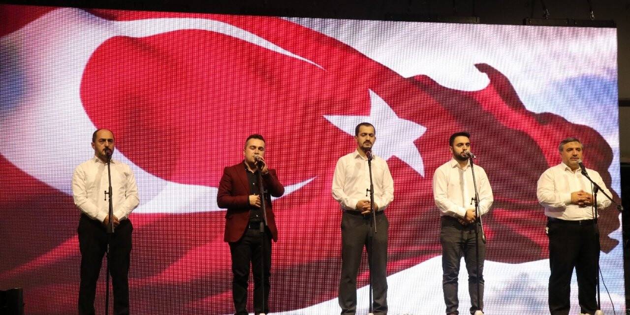 Depremin 22’nci yılında eller semaya açıldı
