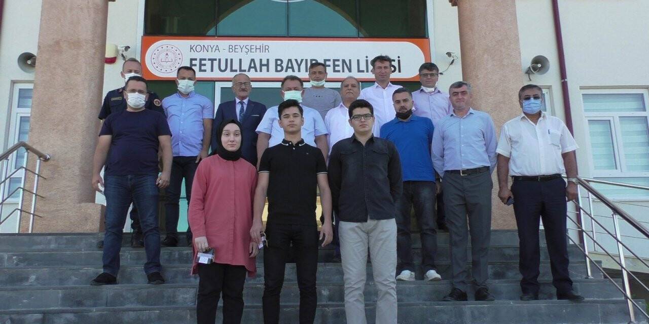 YKS’de Beyşehir’in şampiyon öğrencileri altınla ödüllendirildi