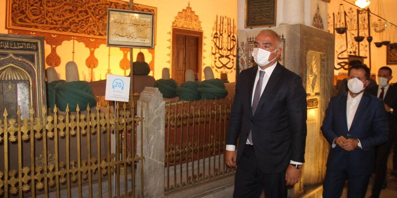 Bakan Ersoy, Mevlana Müzesi restorasyon çalışmalarını inceledi