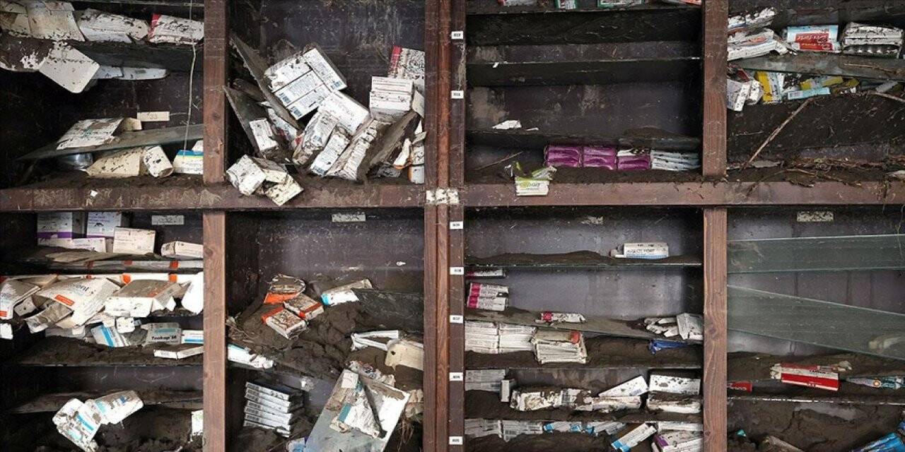 Bozkurt'ta selden geriye kalanlar felaketin boyutlarını gözler önüne seriyor