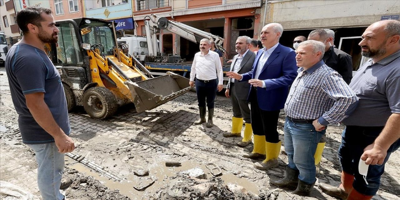 AK Parti heyeti sel felaketi yaşanan Bozkurt'ta incelemelerde bulundu