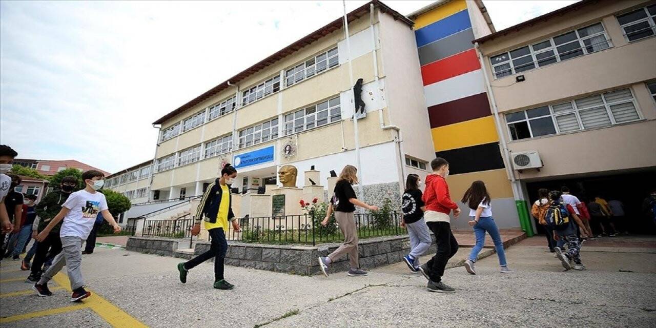 PCR testleri devlet hastanelerinde ücretsiz yapılacak