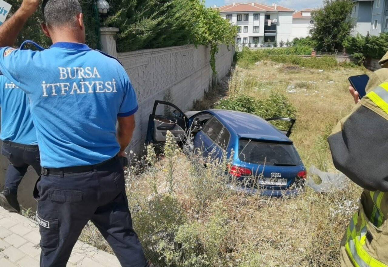 Kontrolden çıkıp şarampole uçtu