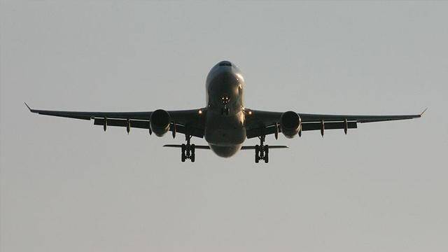 ABD, Afganların tahliyesi için özel havayolu şirketlerinden yardım isteyecek