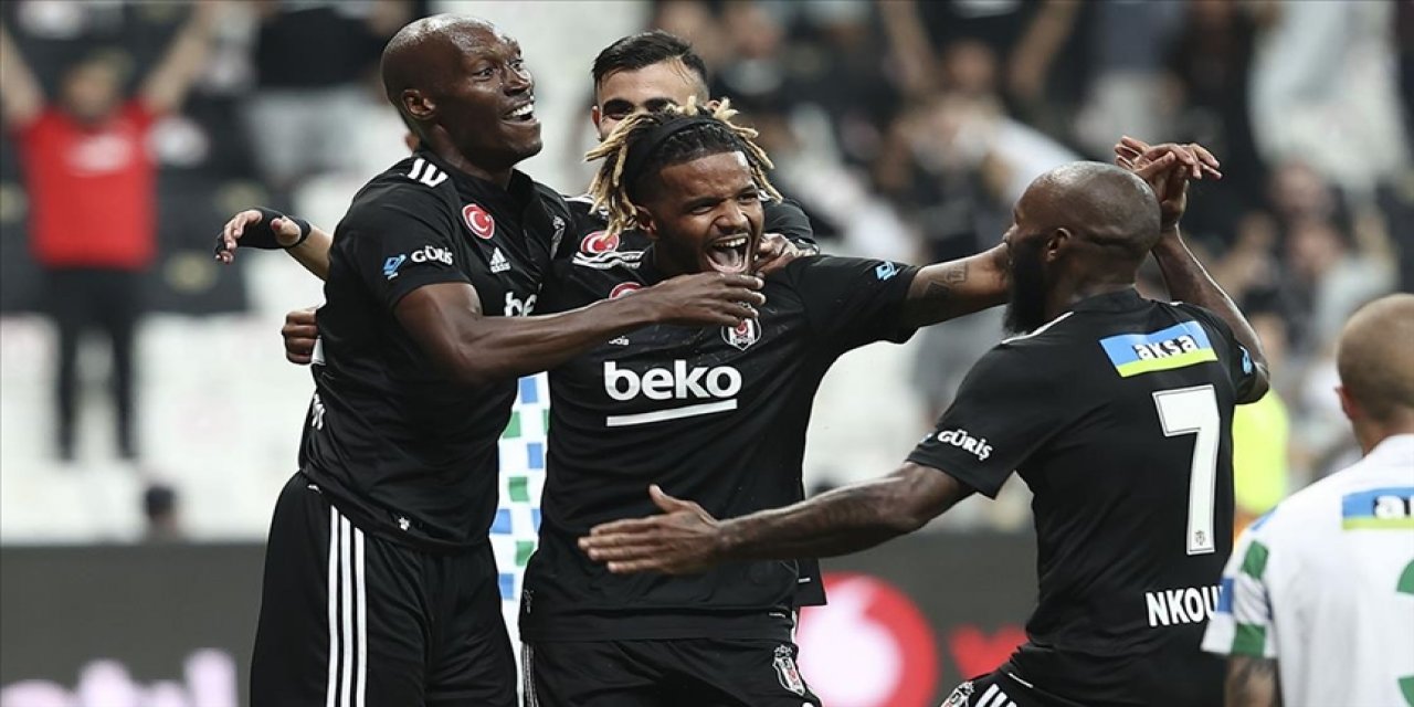 Süper Lig'deki yeni "yabancı oyuncu kuralı" tartışılıyor