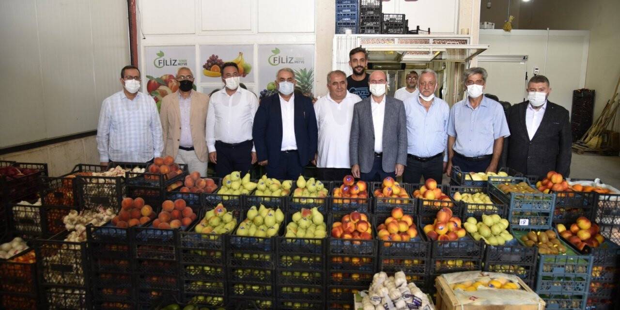 Başkan Pekyatırmacı: Sebze ve meyve hali şehrimizin önemli ekonomik dinamiklerinden birini oluşturuyor