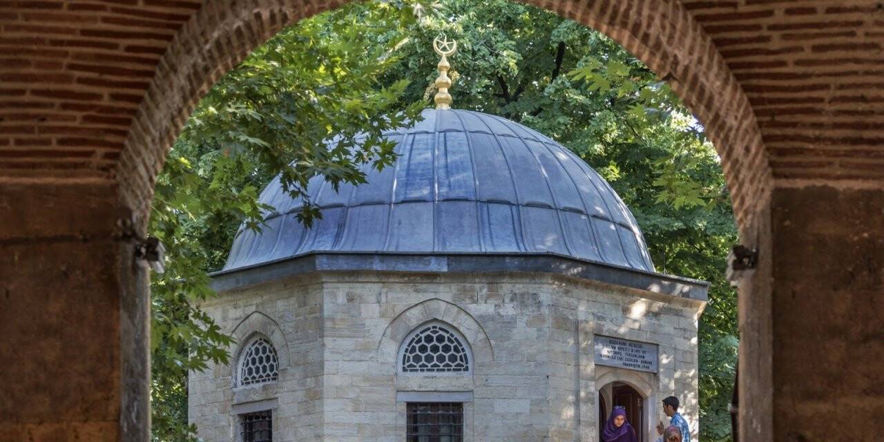 7 asırlık hanlarda zamanda yolculuk